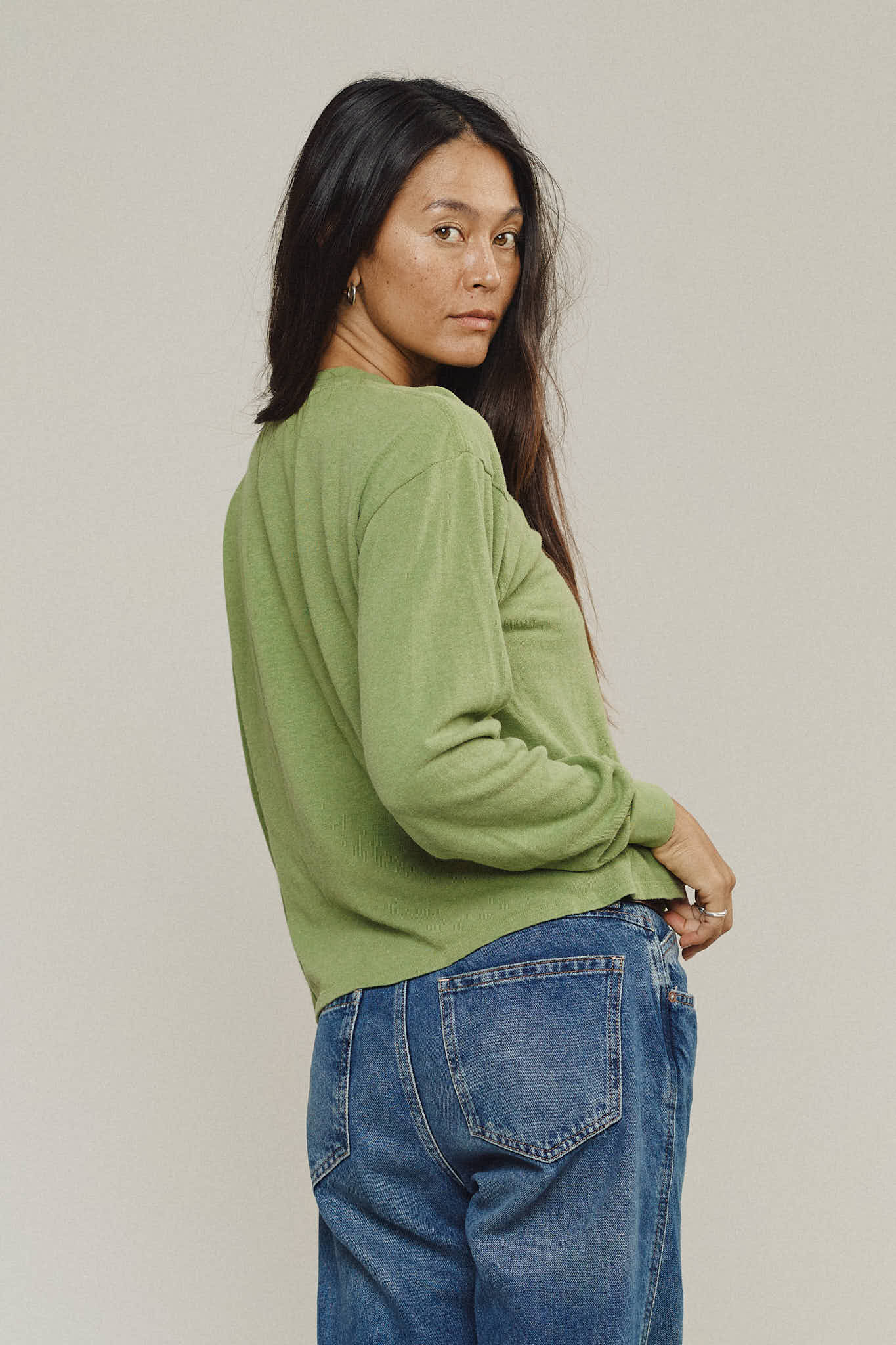 Cropped Long Sleeve Tee - Image 10