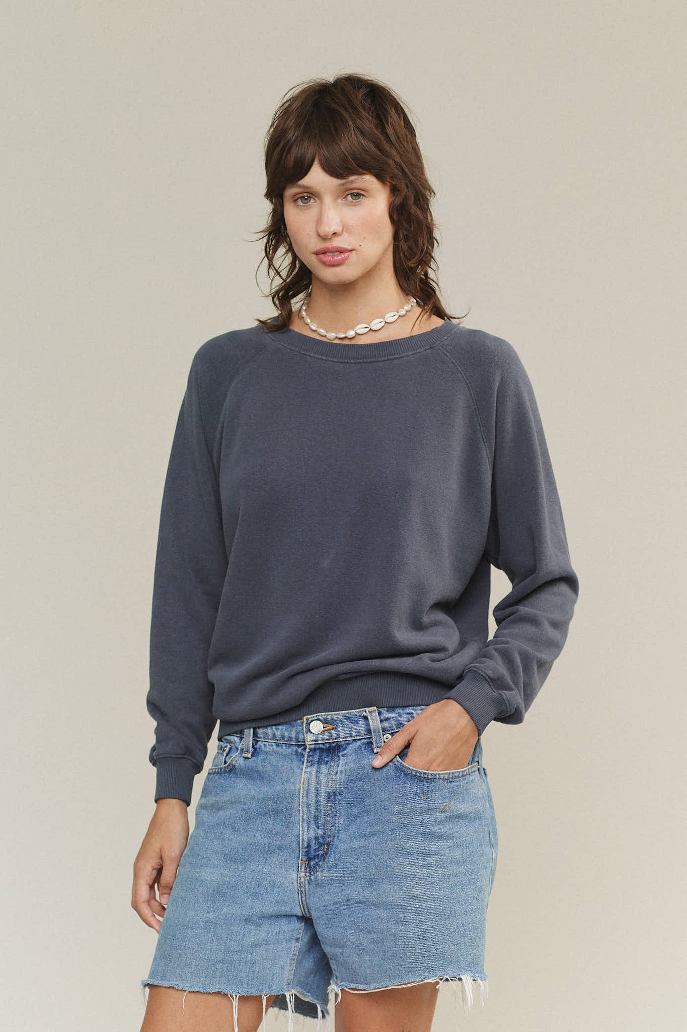 Bonfire Raglan Sweatshirt - Image 5