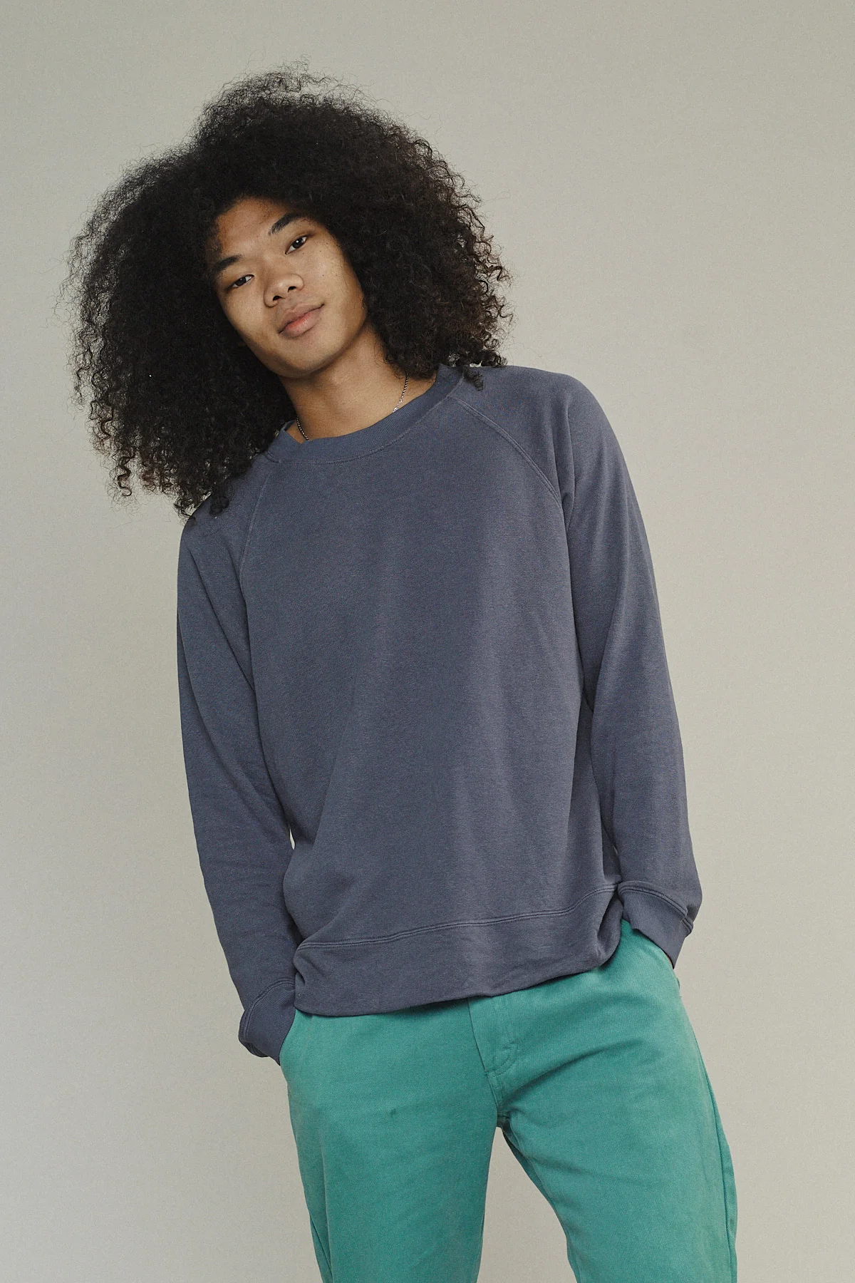Sierra Raglan Sweatshirt - Image 3