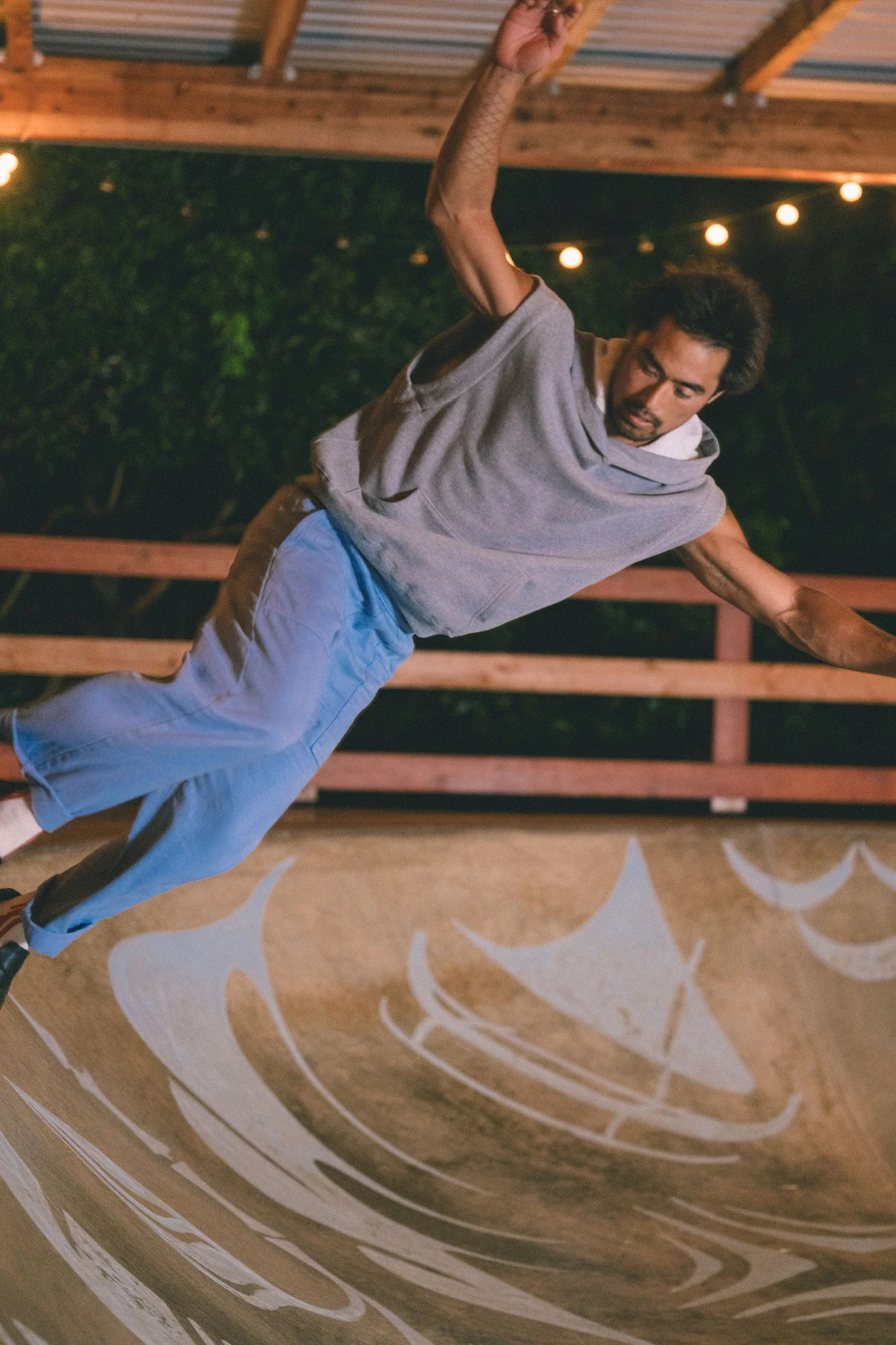 Heathered Balboa Hooded Sweatshirt - Image 7