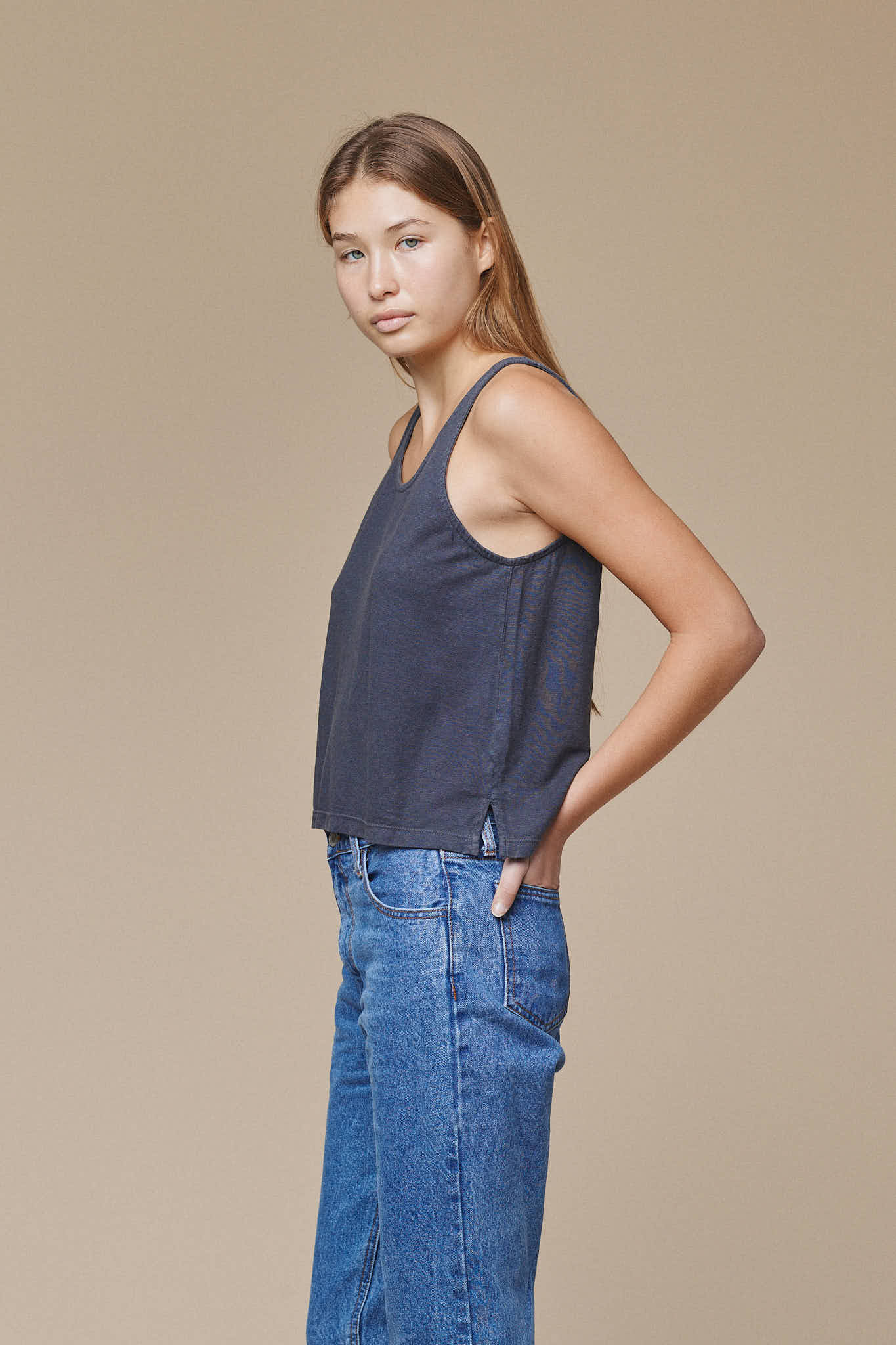 Cropped Tank - Image 9